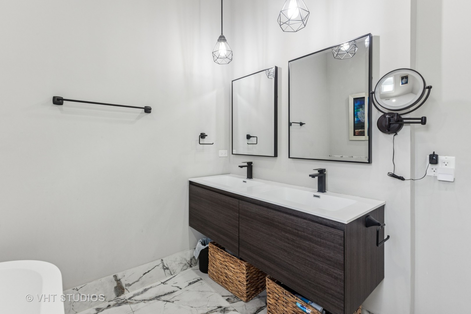 447 West Harrison Road Lombard, IL 60148 - Photo 14 of 33 Gallery Image 14