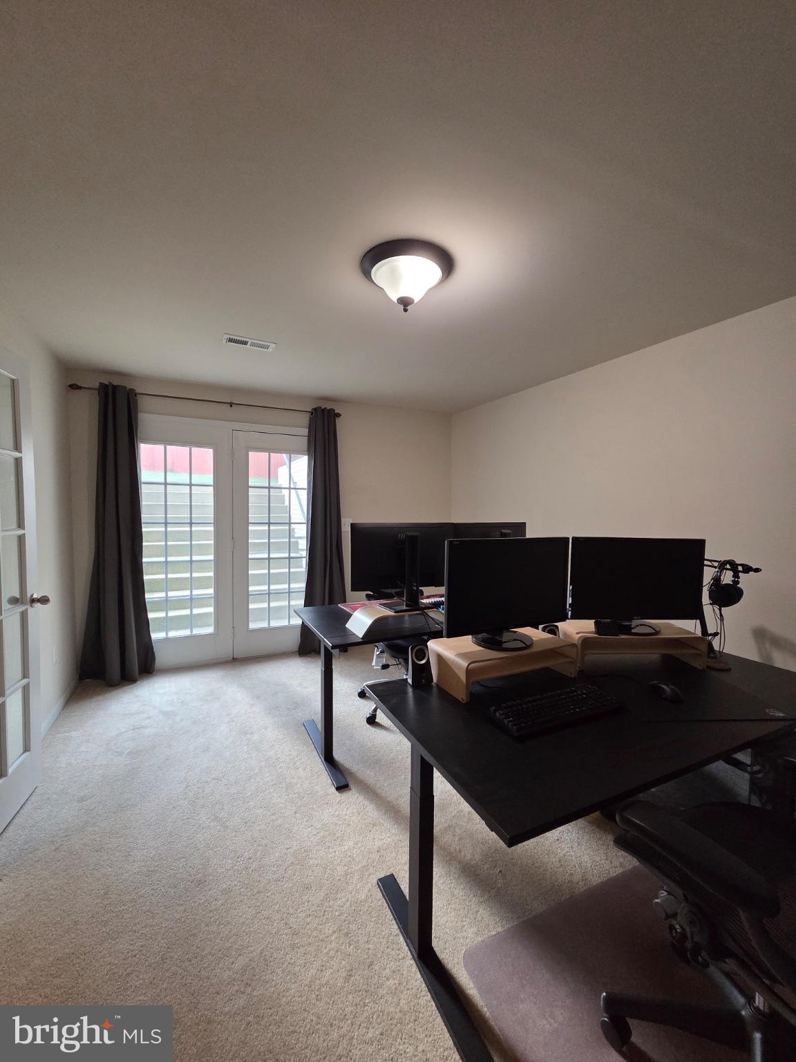 5394 MacDonald Road Woodbridge, VA 22193 - Photo 66 of 70 Bright and airy home office space.