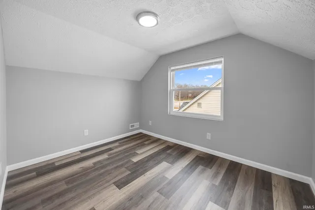 $215,000 | 2916 Brosmer Street, Jasper, IN 47546