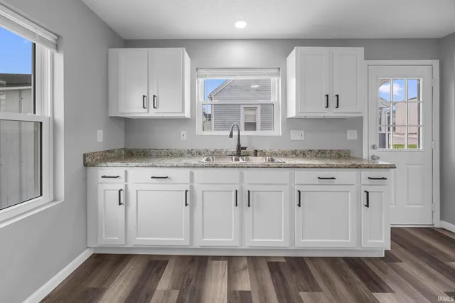 $215,000 | 2916 Brosmer Street, Jasper, IN 47546