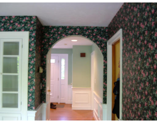 123 Stagecoach Road Lancaster, MA 01523 - Photo 5 of 11 Gallery Image 5