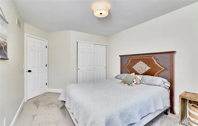 $644,500 | 1116 South Charlemagne Drive, Lake St. Louis, MO 63367