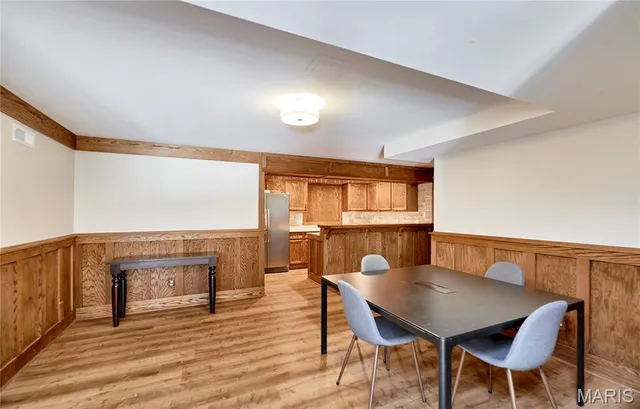 $644,500 | 1116 South Charlemagne Drive, Lake St. Louis, MO 63367