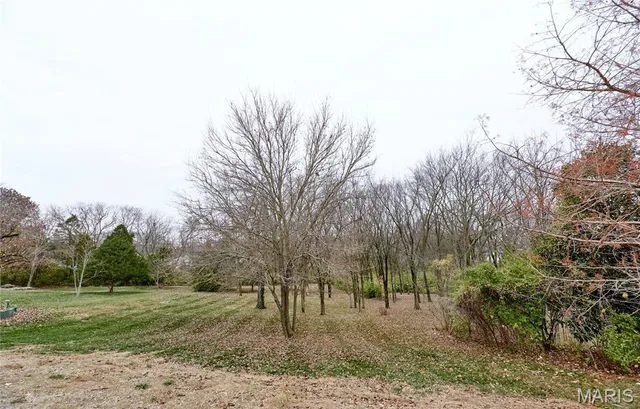 $644,500 | 1116 South Charlemagne Drive, Lake St. Louis, MO 63367