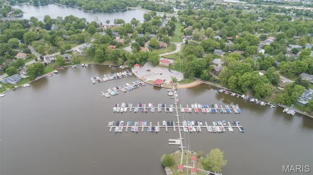 $644,500 | 1116 South Charlemagne Drive, Lake St. Louis, MO 63367