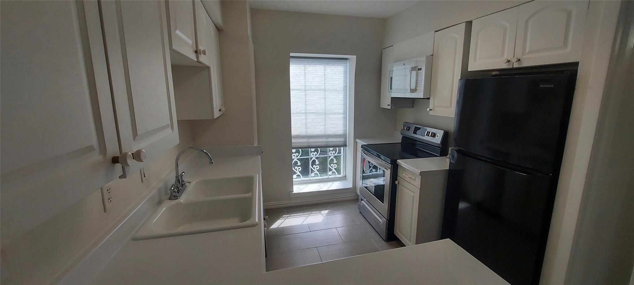 9017 Rue Cambon Street, Unit 98 Houston, TX 77074 - Photo 4 of 11