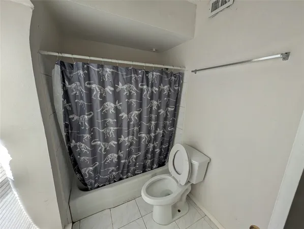 $1,200 | 9017 Rue Cambon Street, Unit 98, Houston, TX 77074