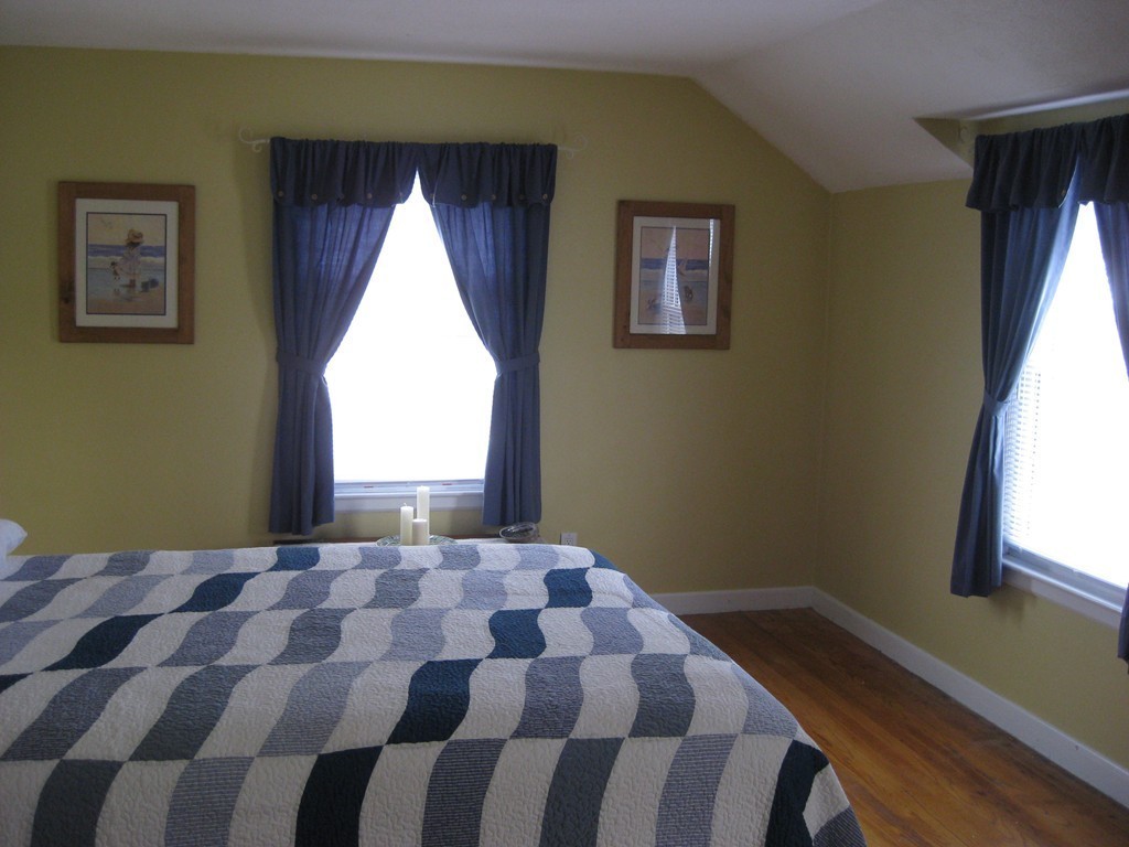 90 Macomber Avenue Springfield, MA 01119 - Photo 8 of 14