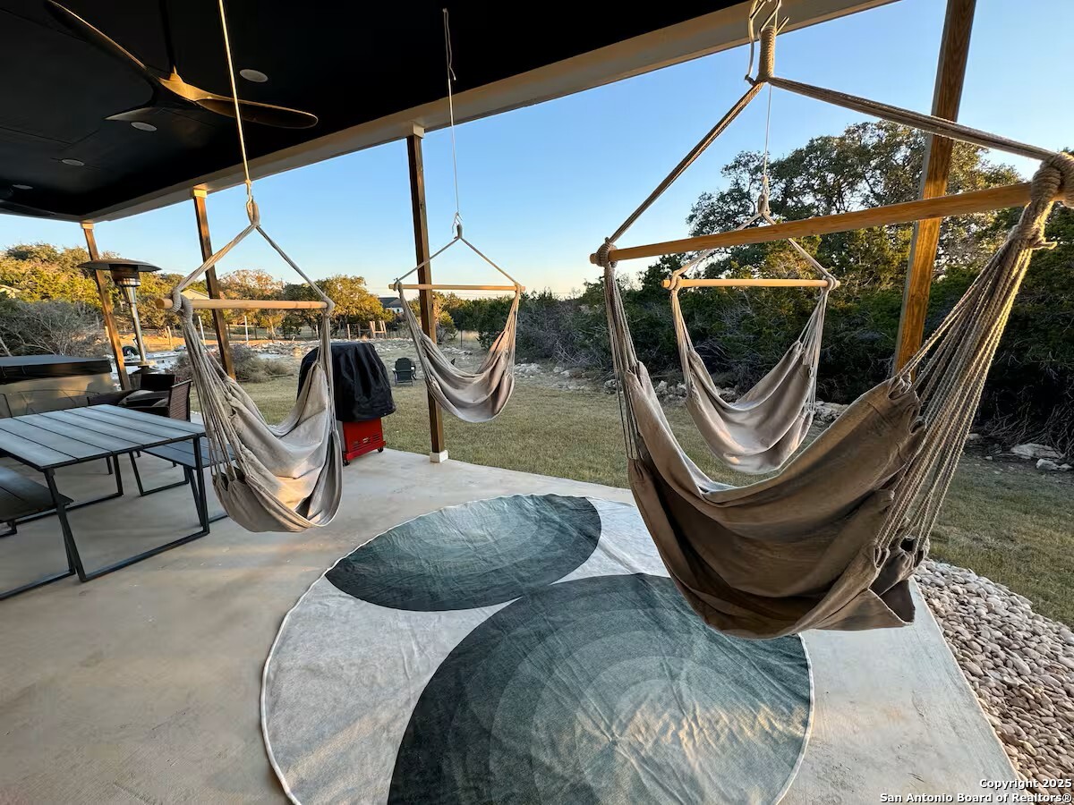 1652 Rimrock Cove Spring Branch, TX 78070 - Photo 23 of 26