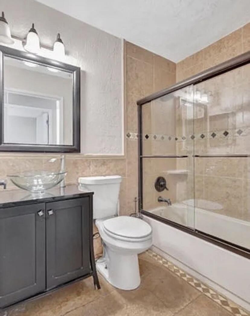 18917 Cloud Lake Circle Boca Raton, FL 33496 - Photo 6 of 11 IMG_2823