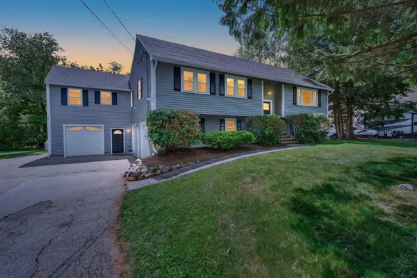 $689,000 | 30 Amberwood Drive, Atkinson, NH 03811