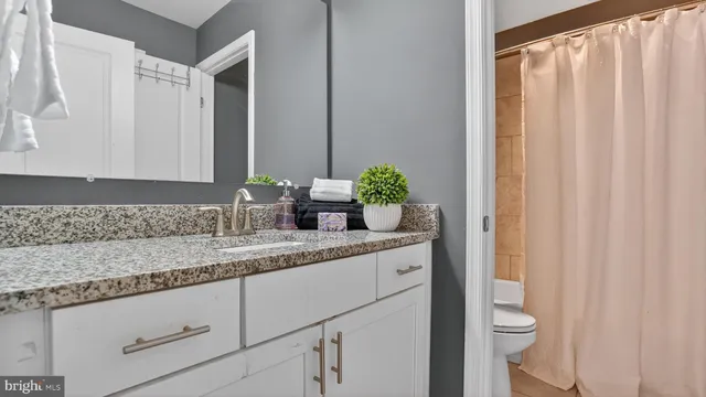 a view of entryway and hall