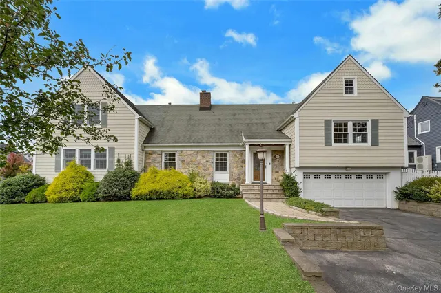 $1,395,000 | 95 Clarence Road, Scarsdale, NY 10583