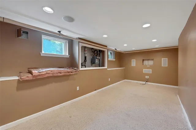 $1,395,000 | 95 Clarence Road, Scarsdale, NY 10583