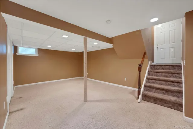 $1,395,000 | 95 Clarence Road, Scarsdale, NY 10583