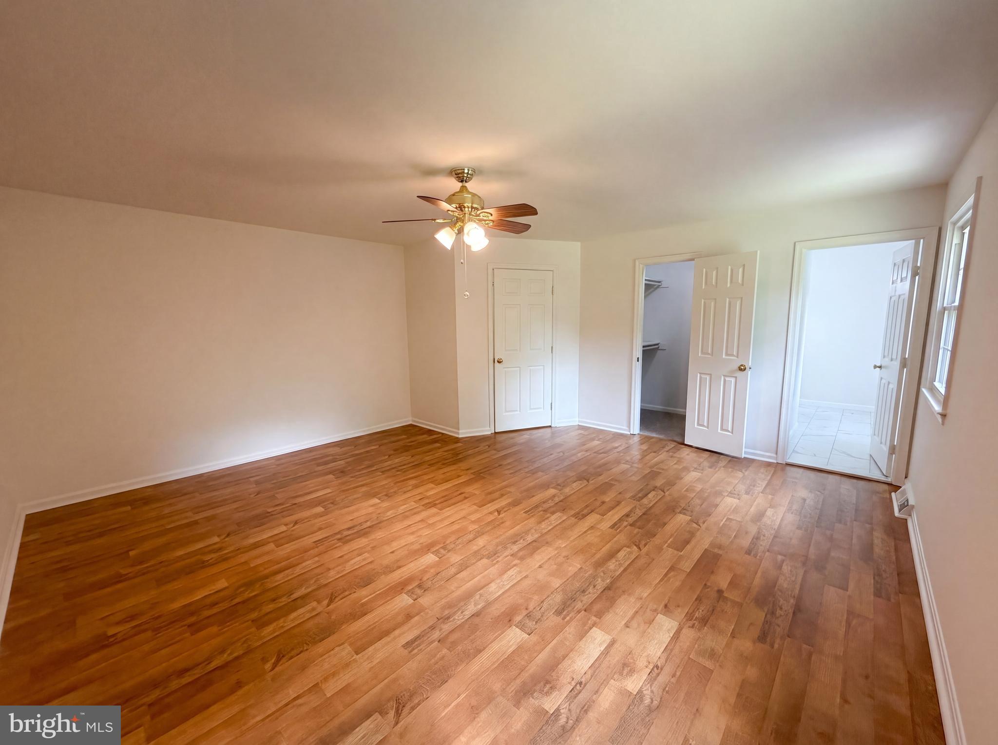 3211 Fox Mill Road Oakton, VA 22124 - Photo 4 of 52