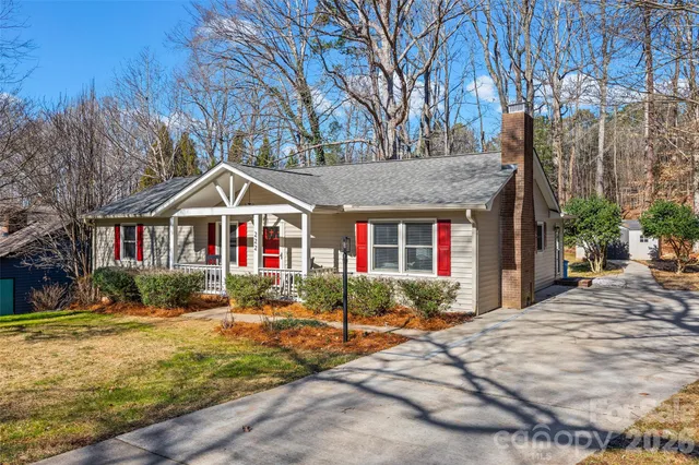 $425,000 | 222 Woodridge Drive, Belmont, NC 28012