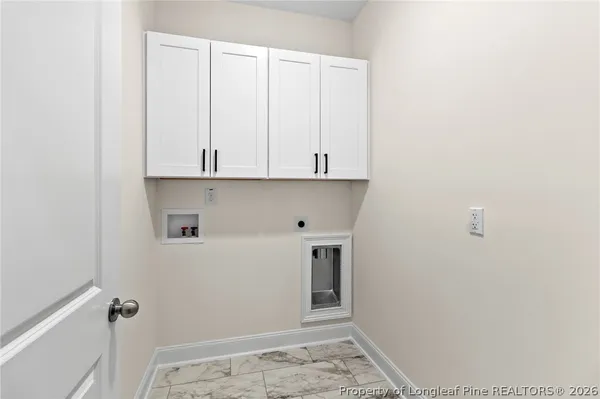 a view of utility room