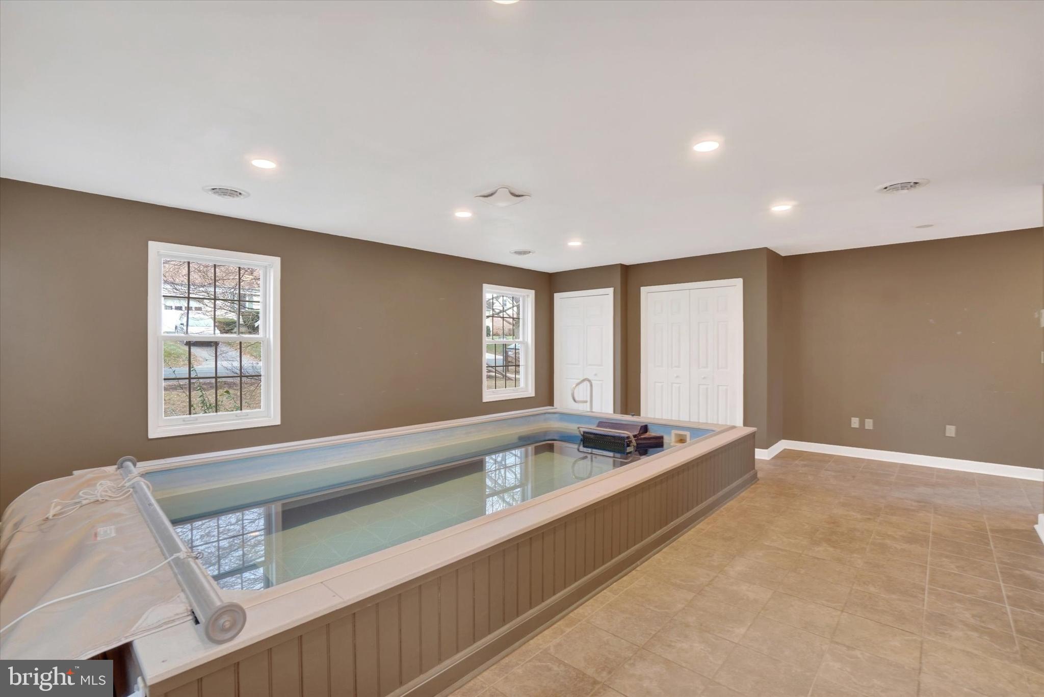 22 Ridgeway Drive York, PA 17404 - Photo 13 of 27 Gallery Image 13