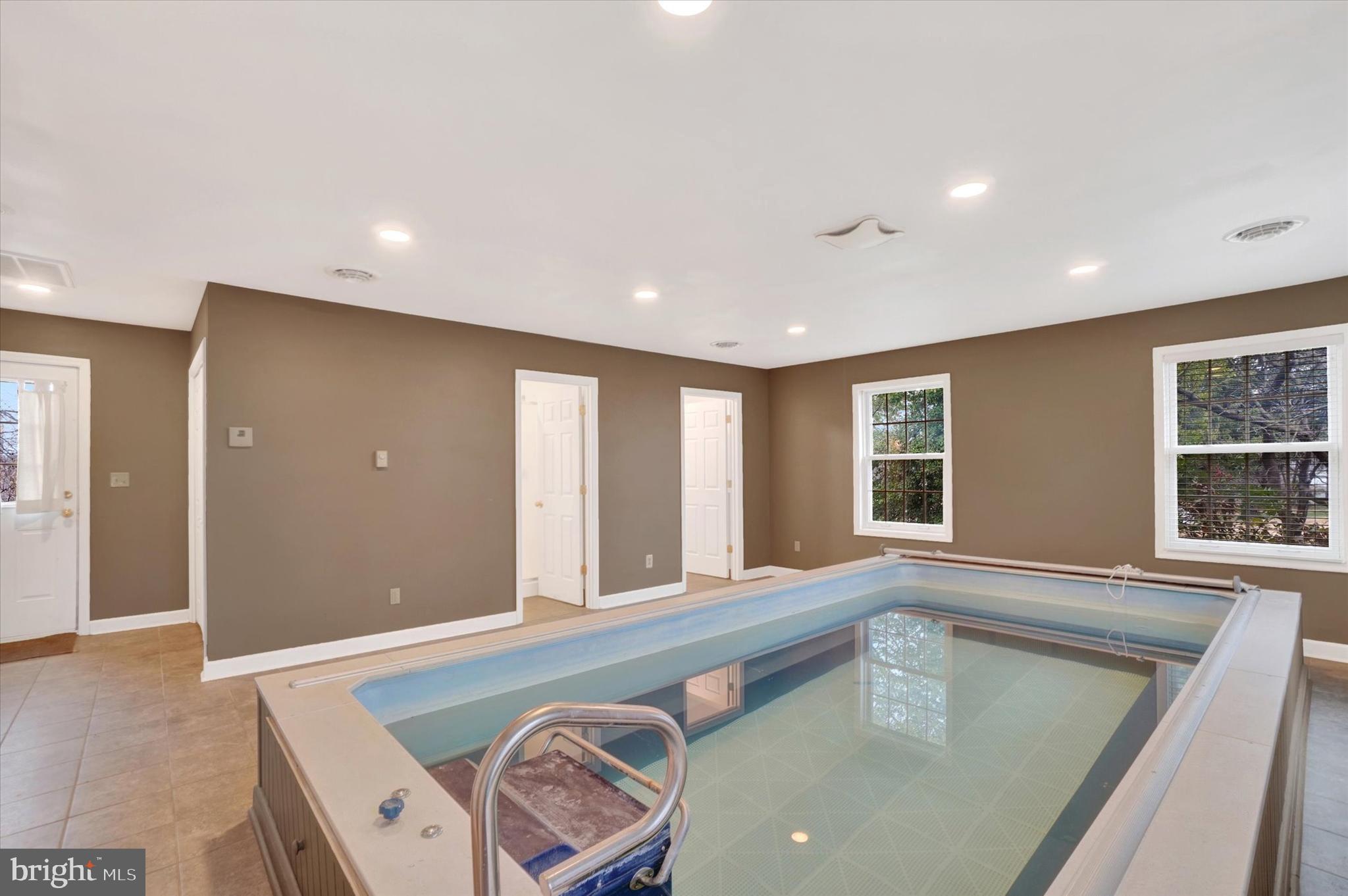 22 Ridgeway Drive York, PA 17404 - Photo 14 of 27 Gallery Image 14