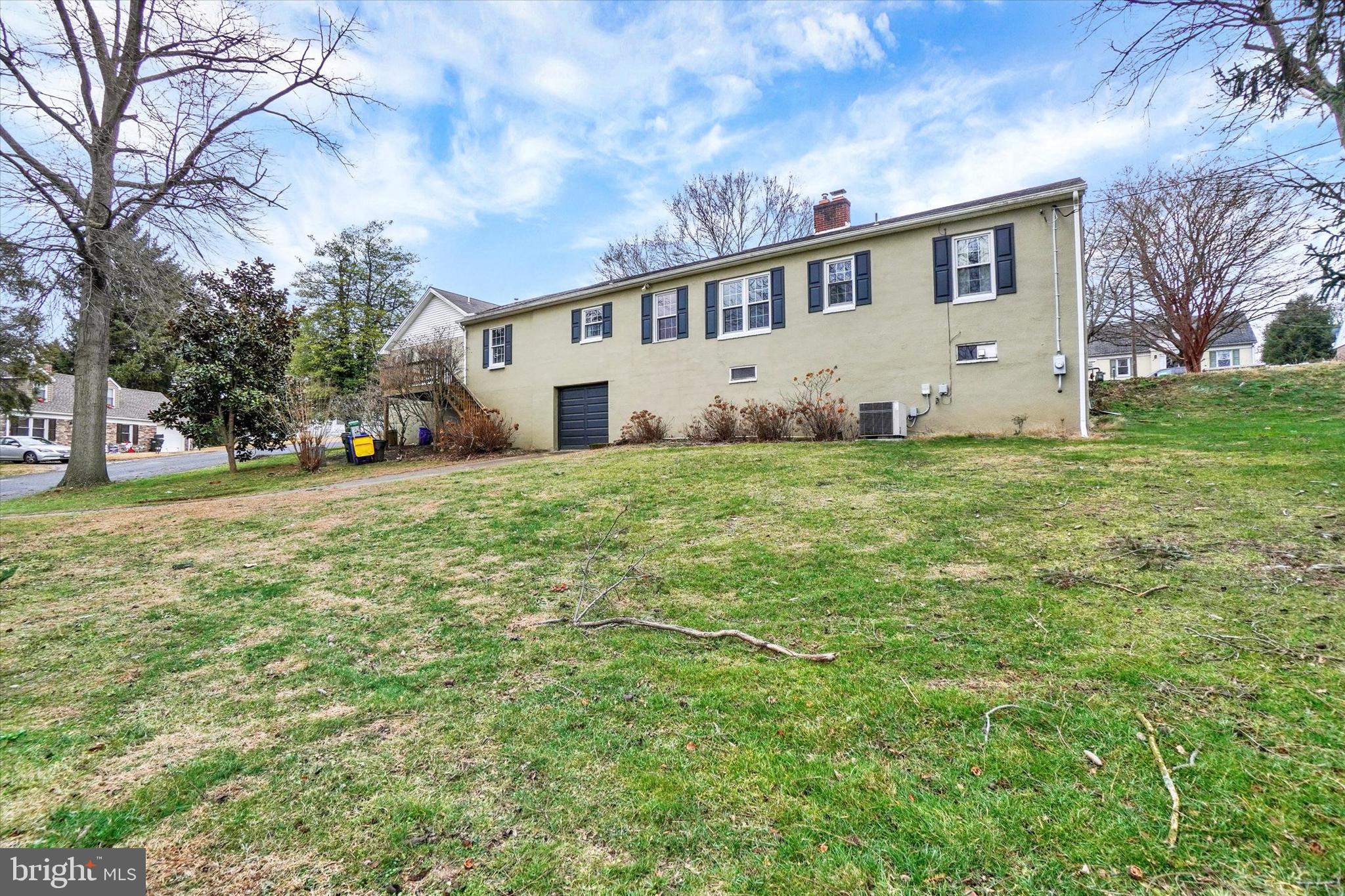 22 Ridgeway Drive York, PA 17404 - Photo 24 of 27 Gallery Image 24