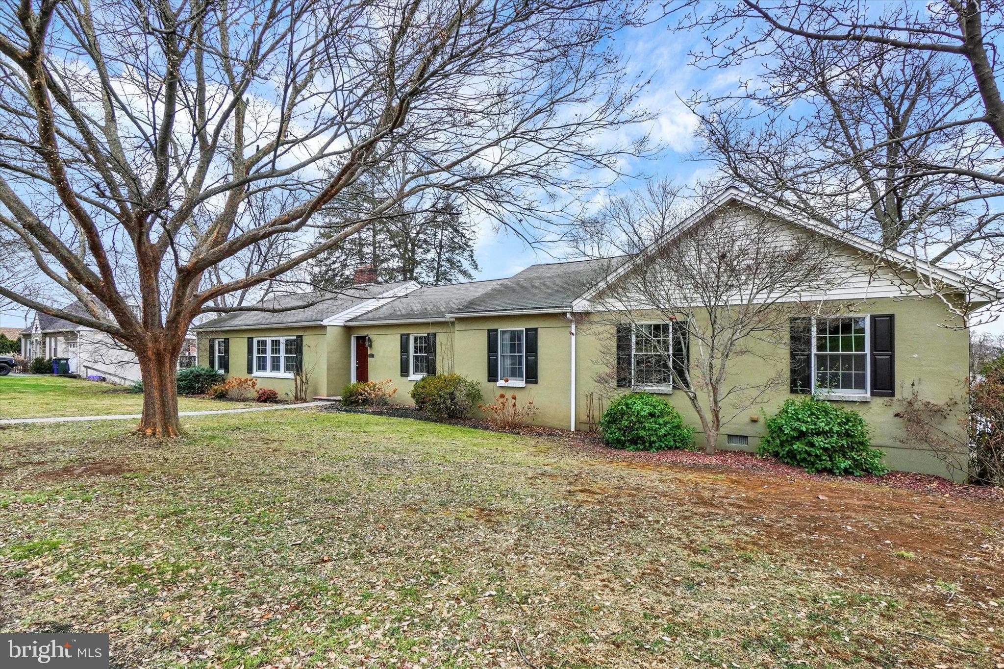 22 Ridgeway Drive York, PA 17404 - Photo 26 of 27 Gallery Image 26