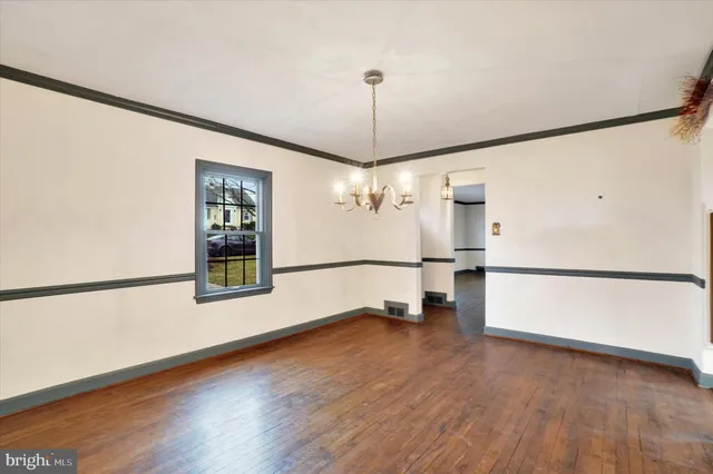 $298,500 | 22 Ridgeway Drive, York, PA 17404