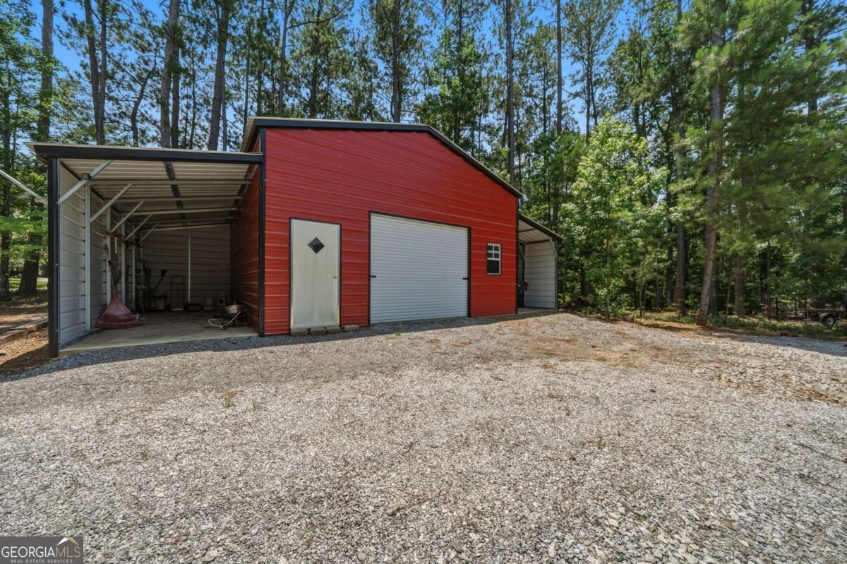 177B North Steel Bridge Road Eatonton, GA 31024 - Photo 2 of 100 Gallery Image 2