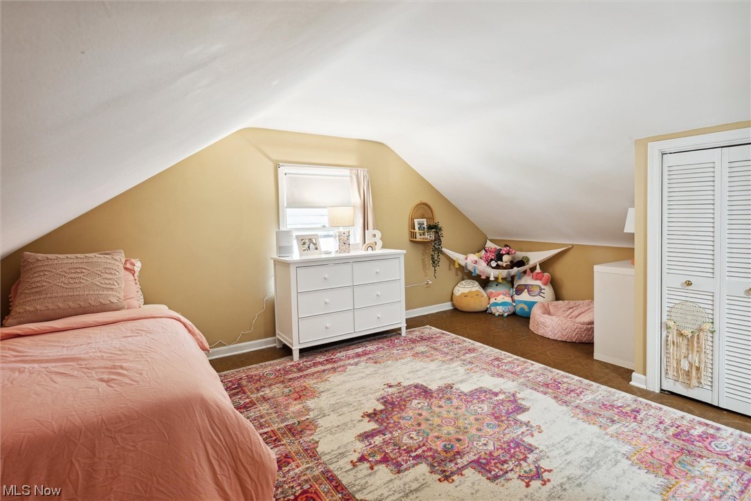 1166 Sunset Road Cleveland, OH 44124 - Photo 18 of 25