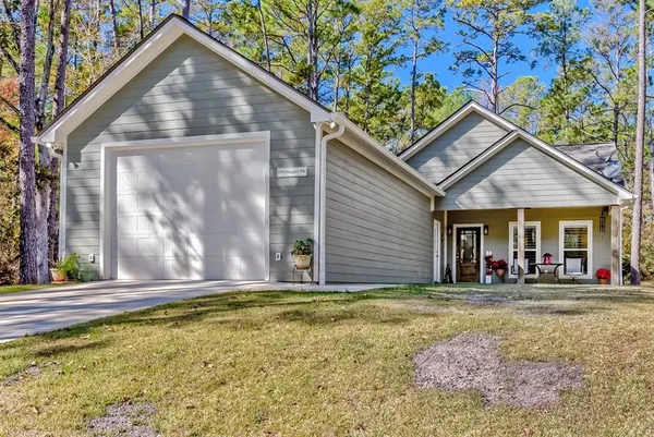 $349,500 | 153 Dagger Drive, Brookeland, TX 75931