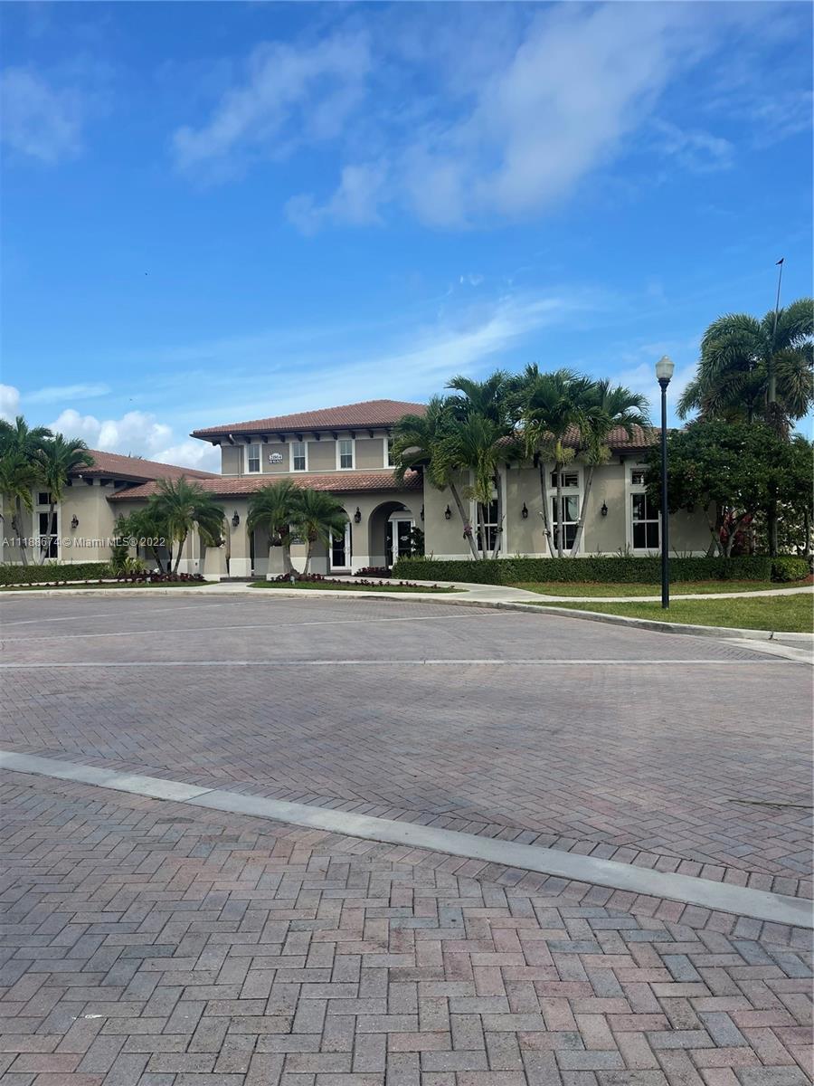 22731 Southwest 88th Place, Unit 101 Cutler Bay, FL 33190 - Photo 19 of 25