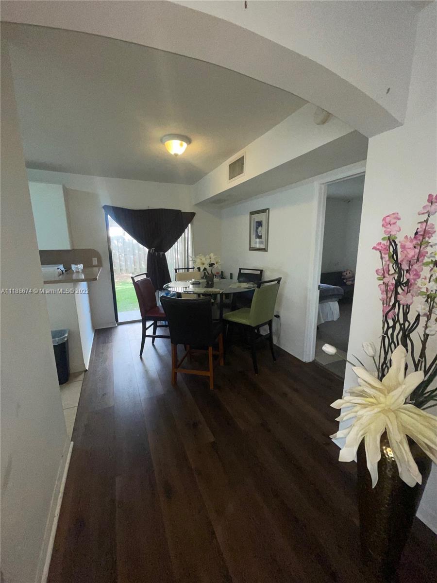 22731 Southwest 88th Place, Unit 101 Cutler Bay, FL 33190 - Photo 5 of 25