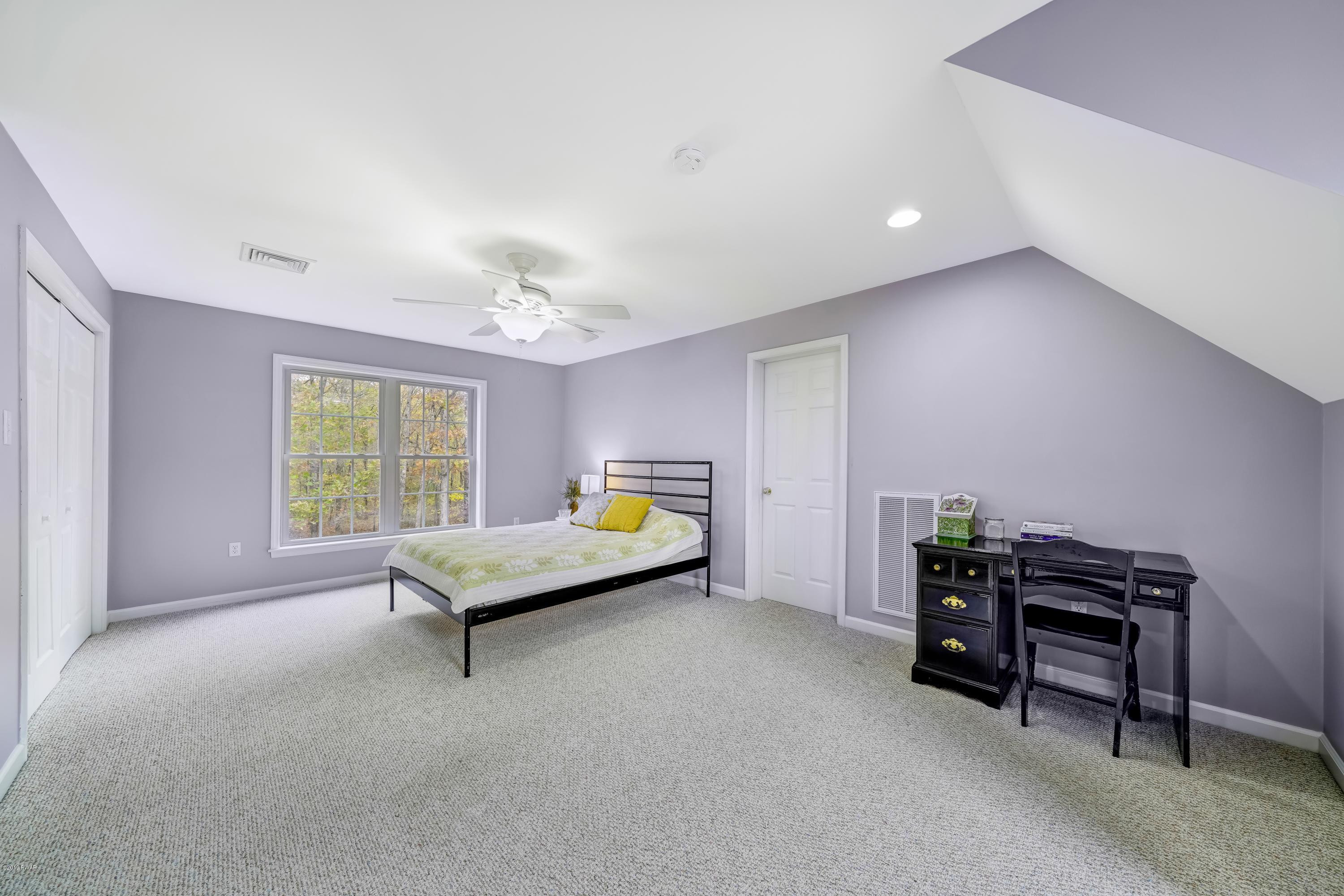 195 Fox Ridge Road Greeley, PA 18425 - Photo 19 of 39