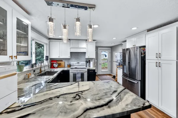 $660,000 | 27164 Gunning Road, Davenport, WA 99122