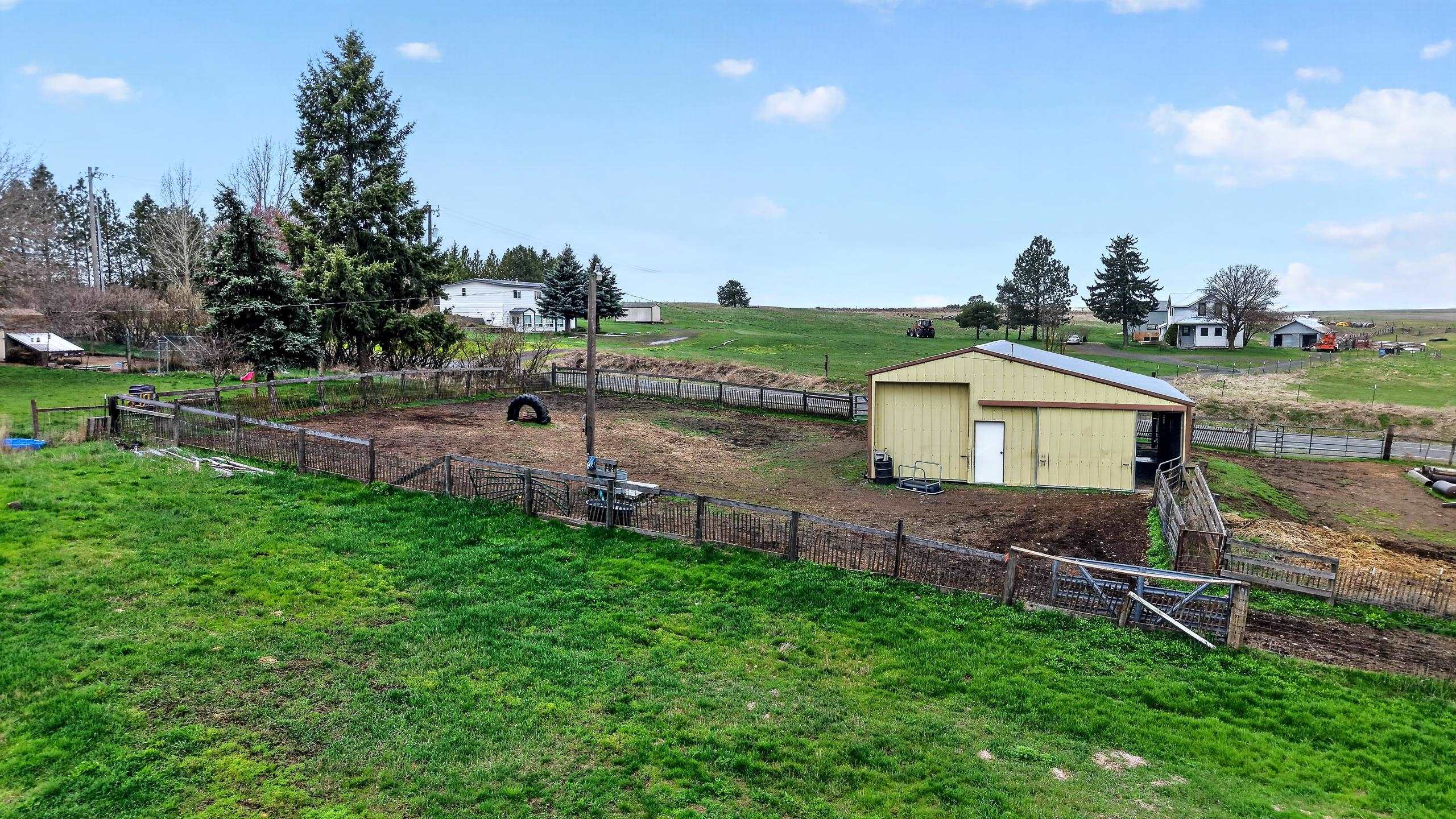 27164 Gunning Road Davenport, WA 99122 - Photo 37 of 50