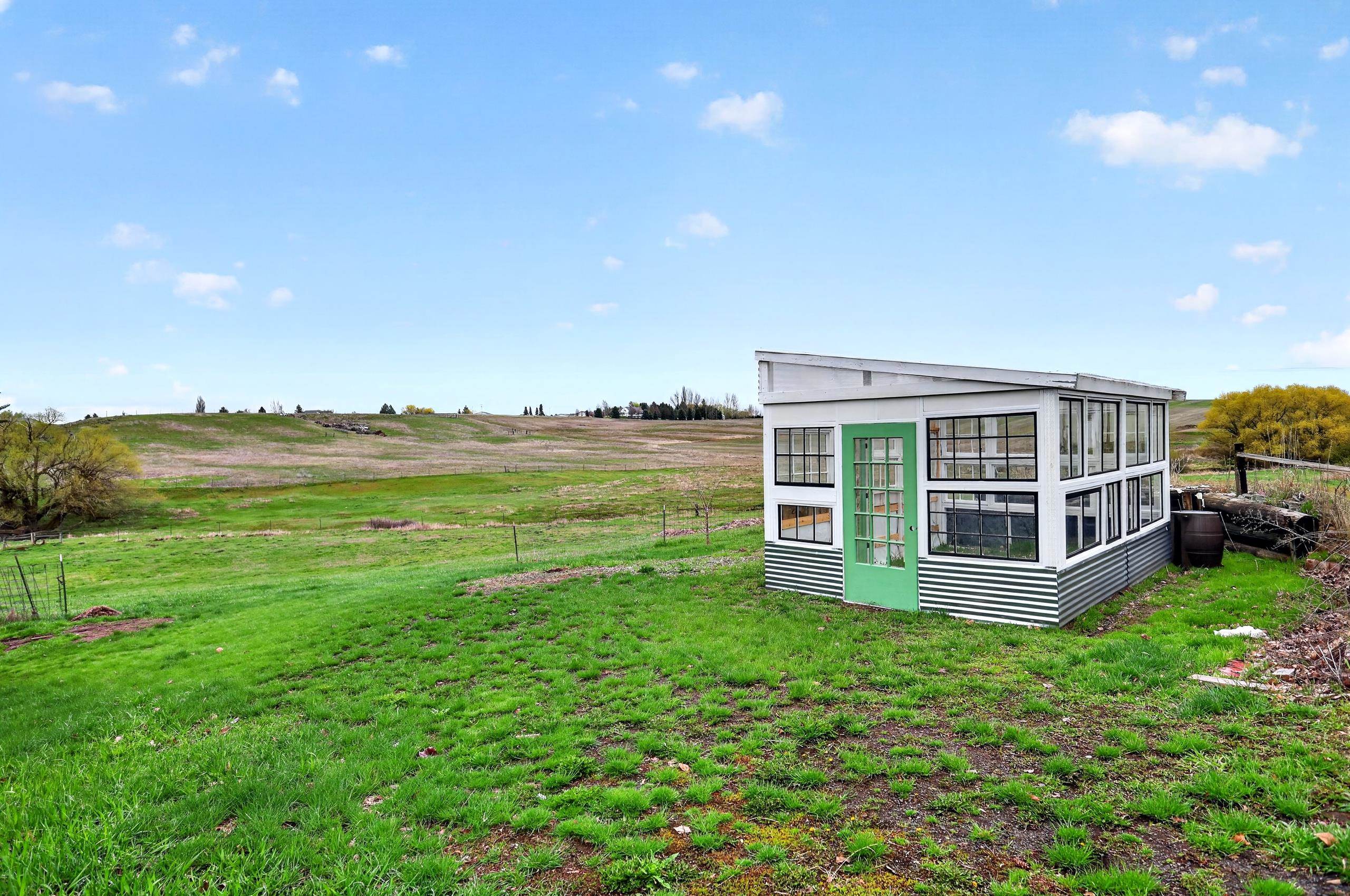 27164 Gunning Road Davenport, WA 99122 - Photo 41 of 50