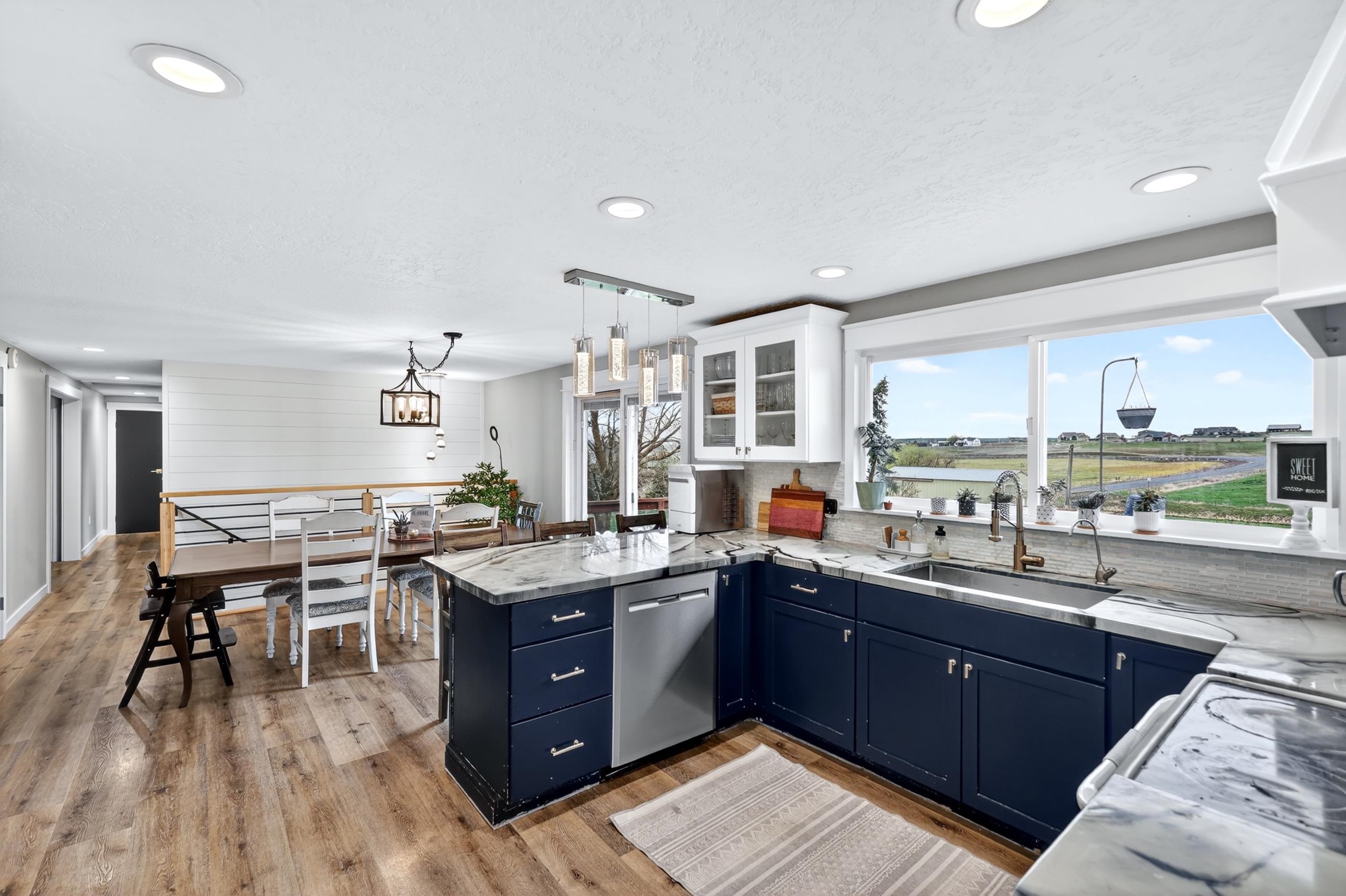 27164 Gunning Road Davenport, WA 99122 - Photo 9 of 50