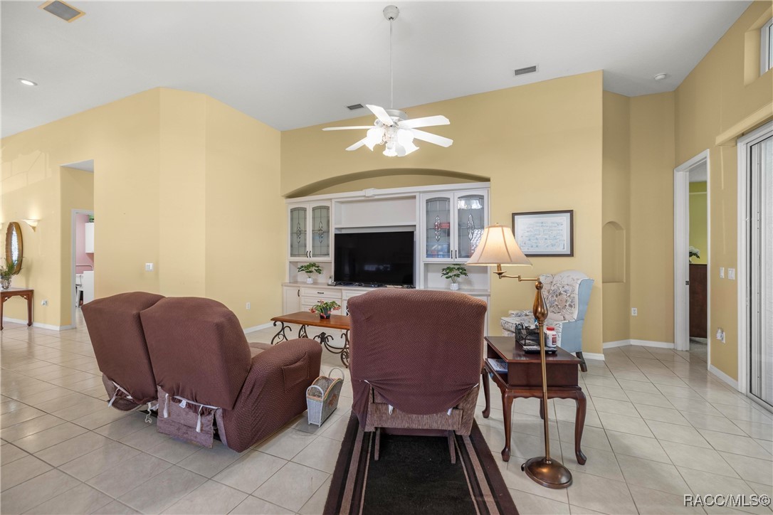 389 West Doerr Path Hernando, FL 34442 - Photo 18 of 84