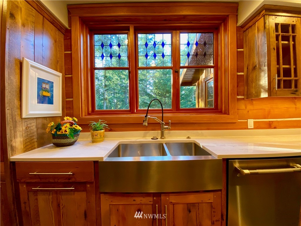 514 Laporte Road Orcas Island, WA 98245 - Photo 15 of 34 Gallery Image 15