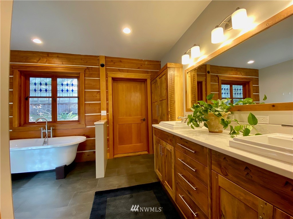514 Laporte Road Orcas Island, WA 98245 - Photo 18 of 34 Gallery Image 18
