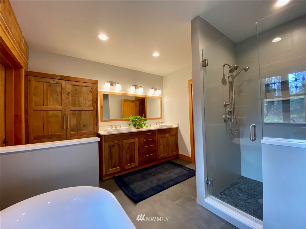 514 Laporte Road Orcas Island, WA 98245 - Photo 19 of 34 Gallery Image 19