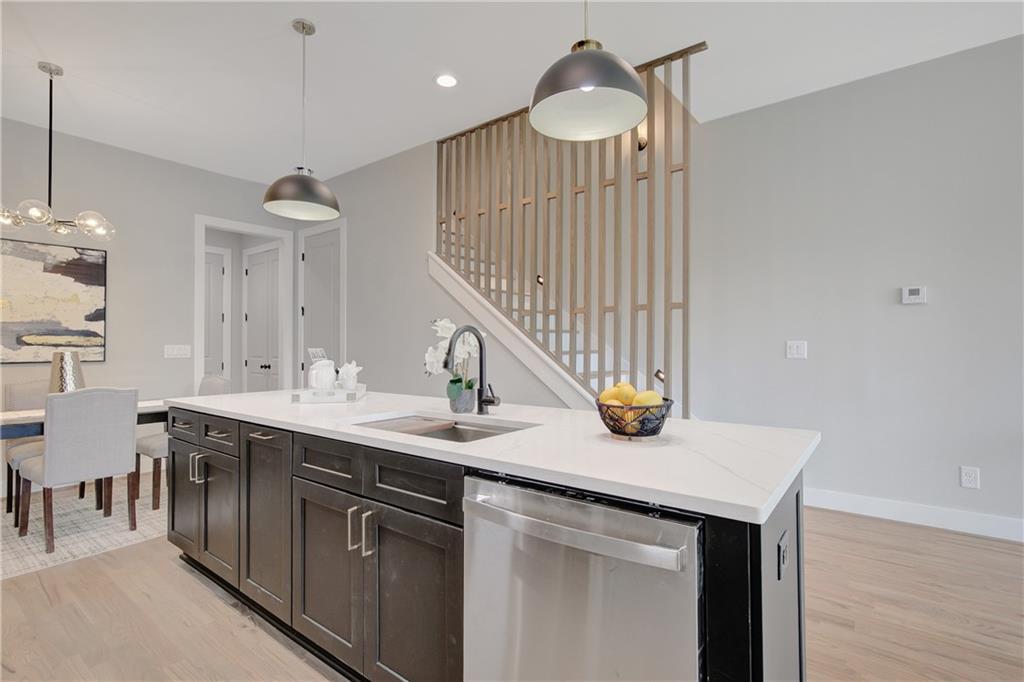 458 Connally Street Southeast Atlanta, GA 30312 - Photo 8 of 51