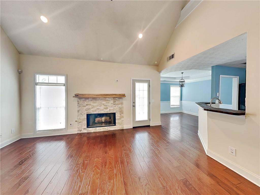 17 Derby Way Northeast Cartersville, GA 30121 - Photo 3 of 19