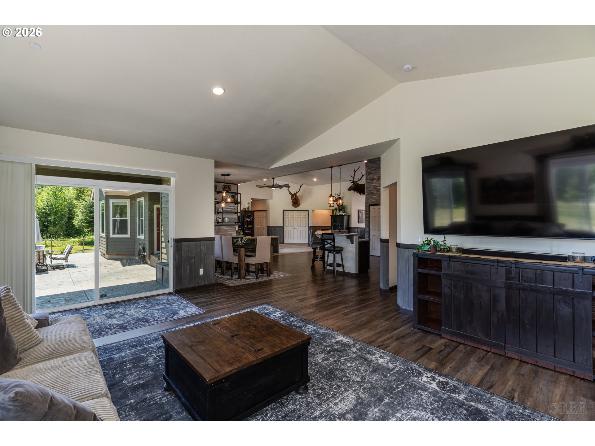 18210 Seigert Road Vernonia, OR 97064 - Photo 20 of 44 Family Room