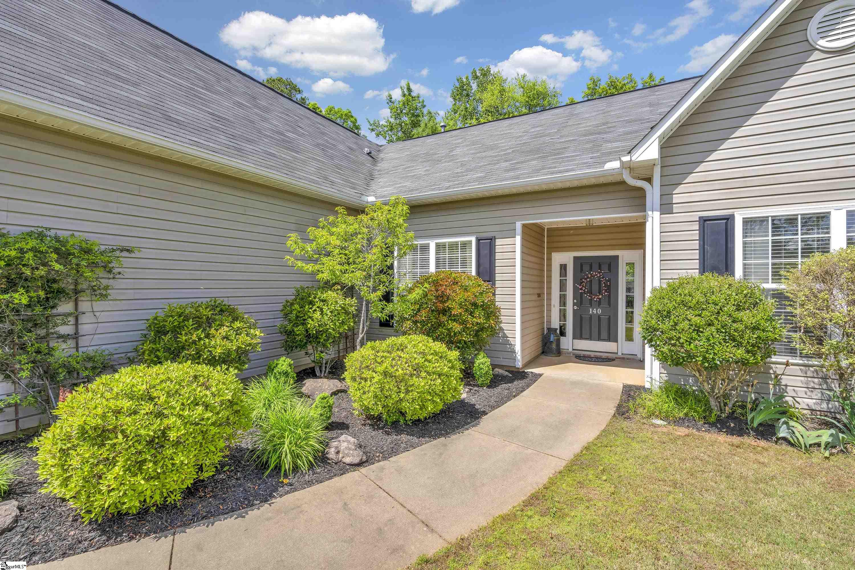 140 Fledgling Way Easley, SC 29642 - Photo 2 of 28 Gallery Image 2