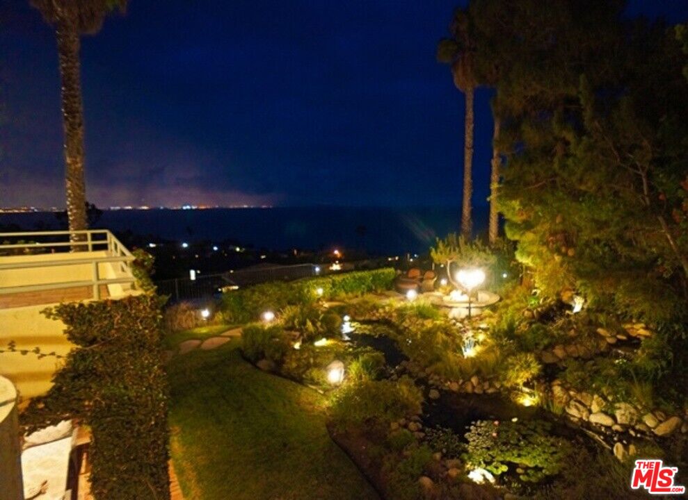 20434 Seaboard Road Malibu, CA 90265 - Photo 25 of 37 a view of a yard