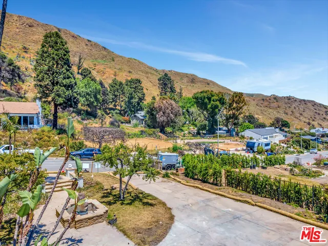 $2,150,000 | 20434 Seaboard Road, Malibu, CA 90265