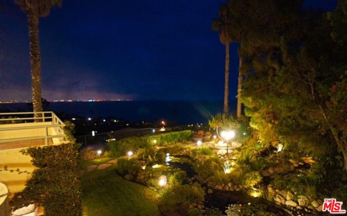 20434 Seaboard Road Malibu, CA 90265 - Photo 10 of 37 a view of swimming pool from a yard