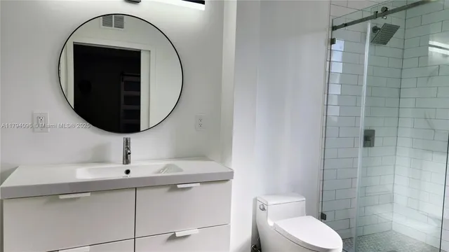 $1,900 | 2489 Southwest 11th Street, Unit 2, Miami, FL 33135