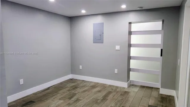 $1,900 | 2489 Southwest 11th Street, Unit 2, Miami, FL 33135